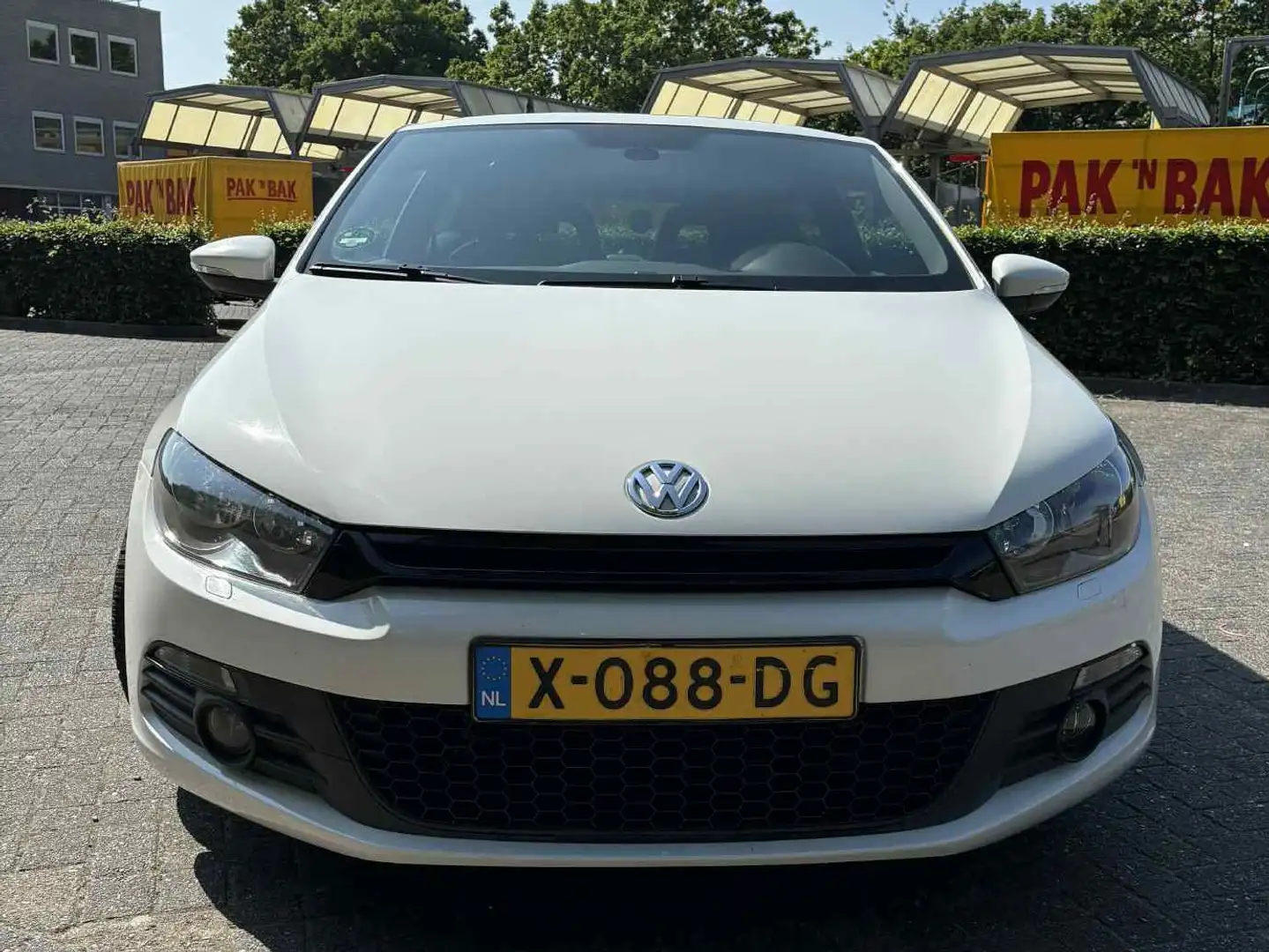 Volkswagen Scirocco Scirocco 2.0 TSI Wit - 1