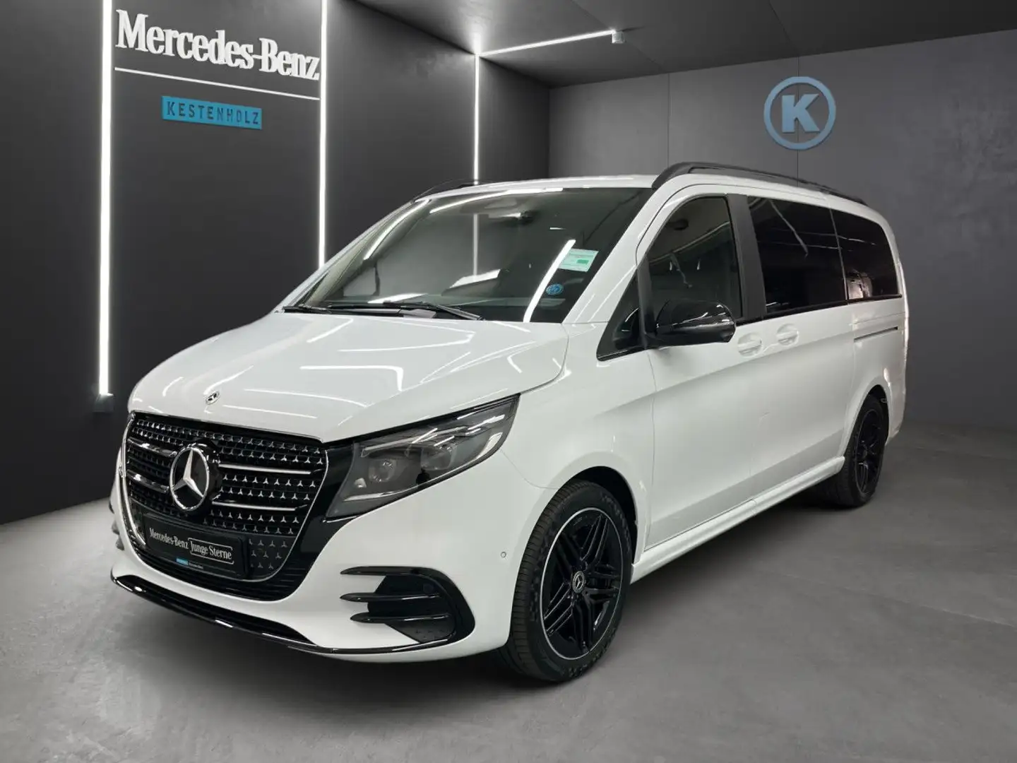 Mercedes-Benz V 250 d AVANTGARDE Lang Airmatic AMG Multibeam Weiß - 2
