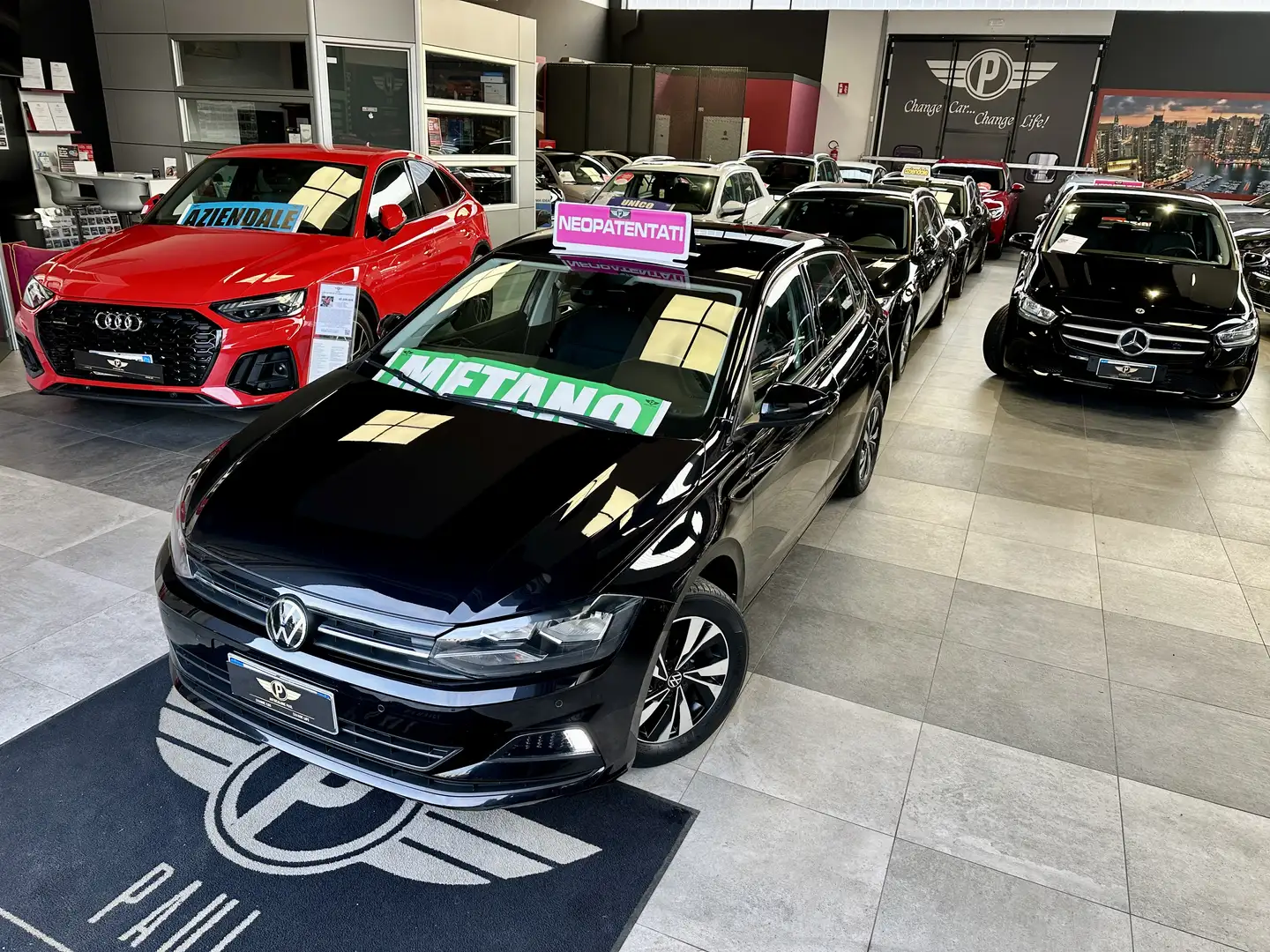 Volkswagen Polo 1.0 TGi 90CV 5p Comfortline + Neopatentato Noir - 1