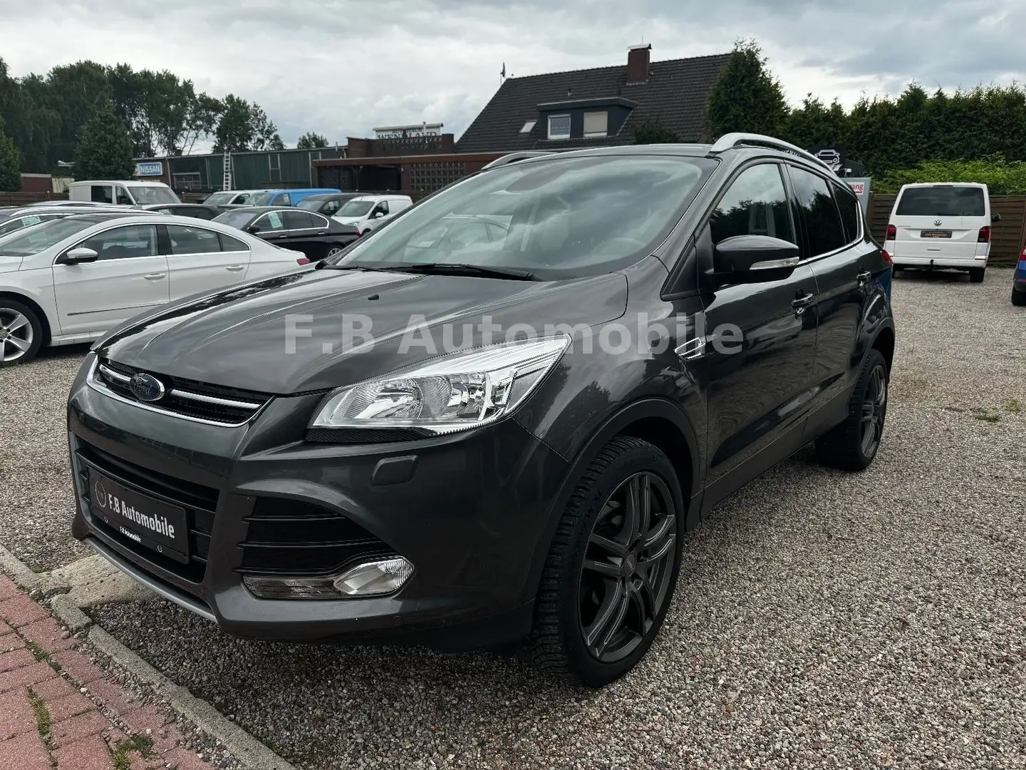 Ford Kuga Titanium/KLIMA/NAVI/UVM.. - 2