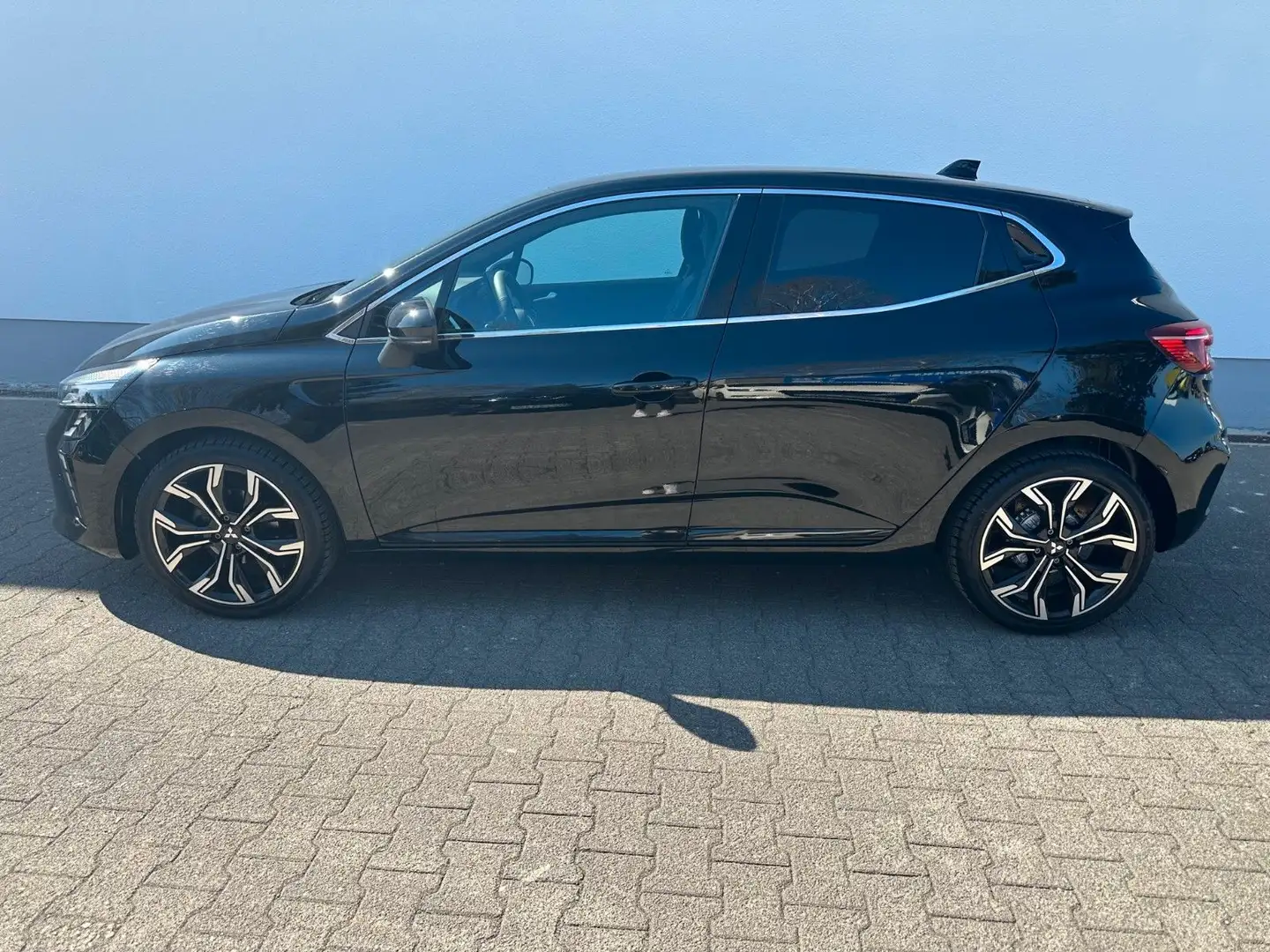 Mitsubishi Colt Intro Edition Navi, Rückfahrkamera, LED Schwarz - 2