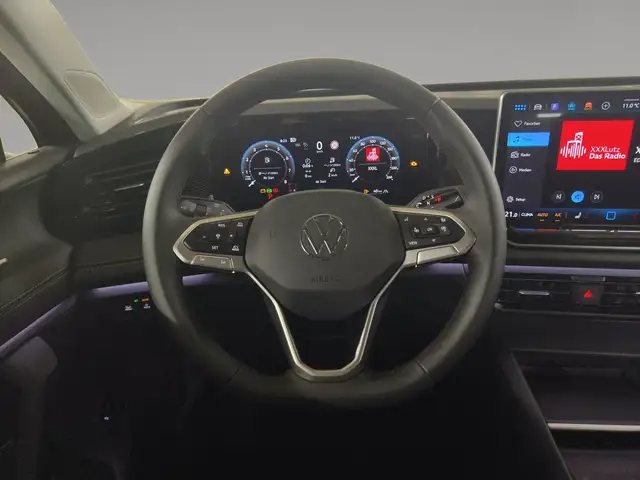 Volkswagen Tiguan view 13