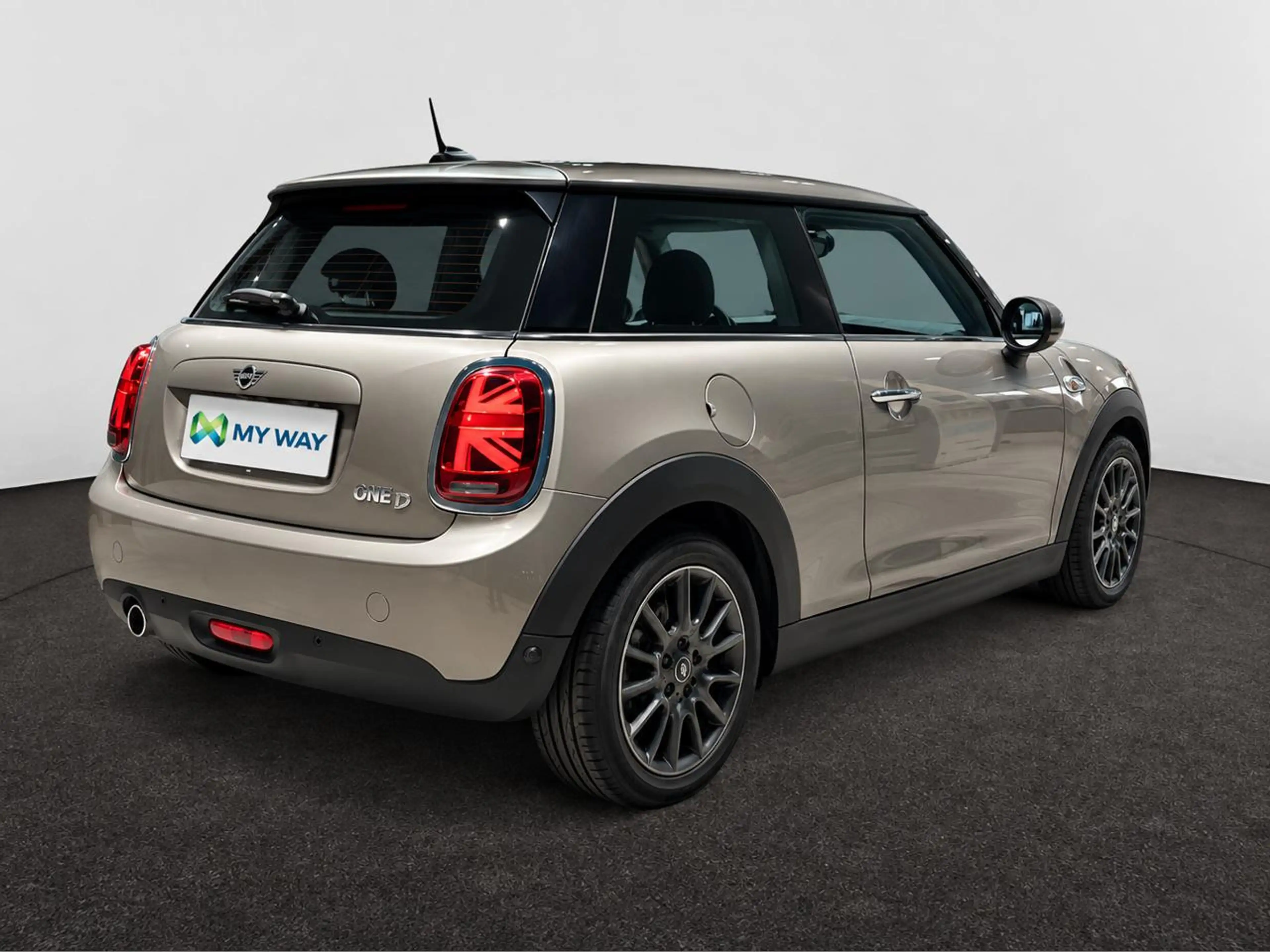 MINI One D Mini 1.5 D One (EU6c) — photo 4