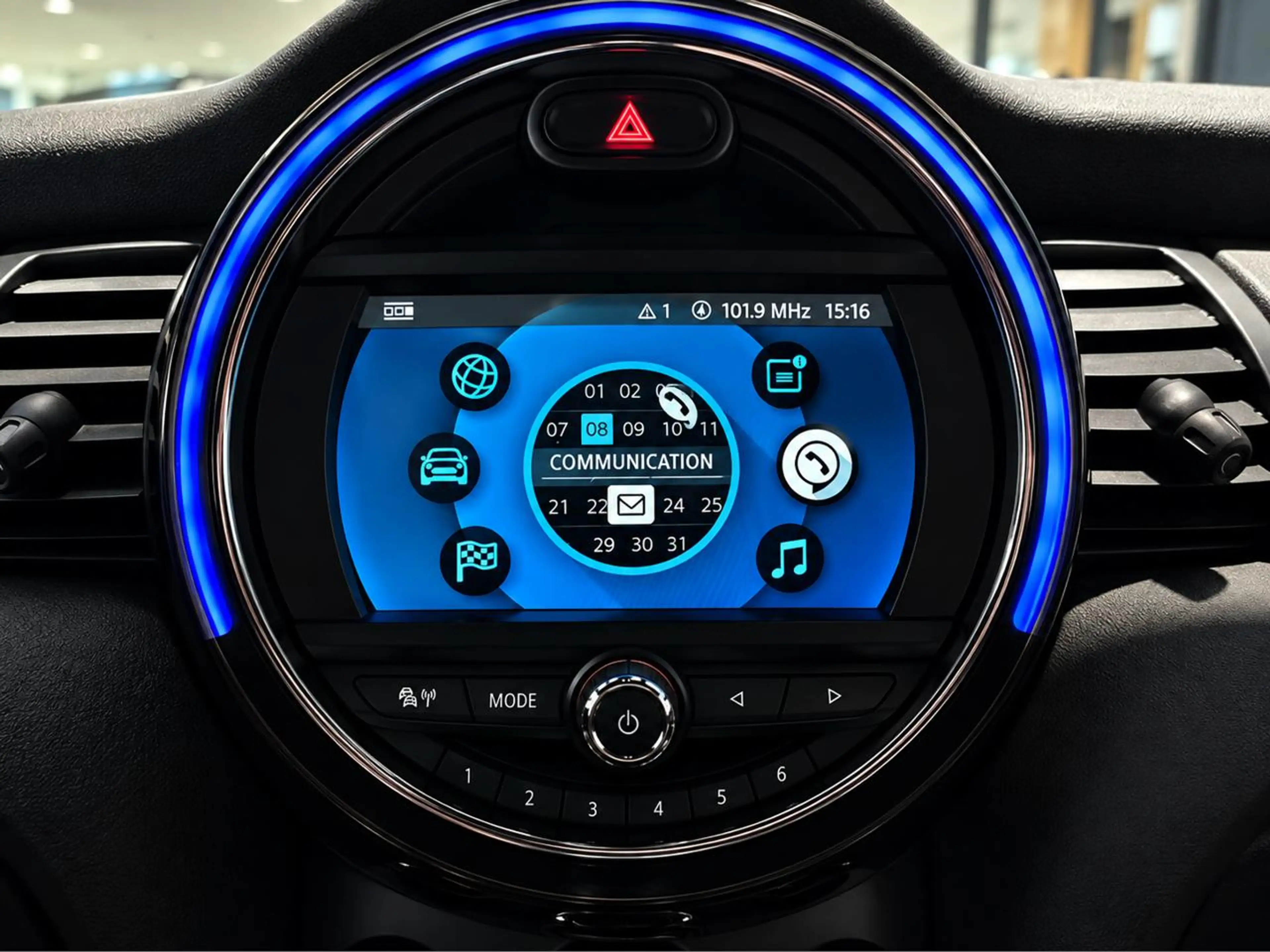 MINI One D Mini 1.5 D One (EU6c) — photo 10