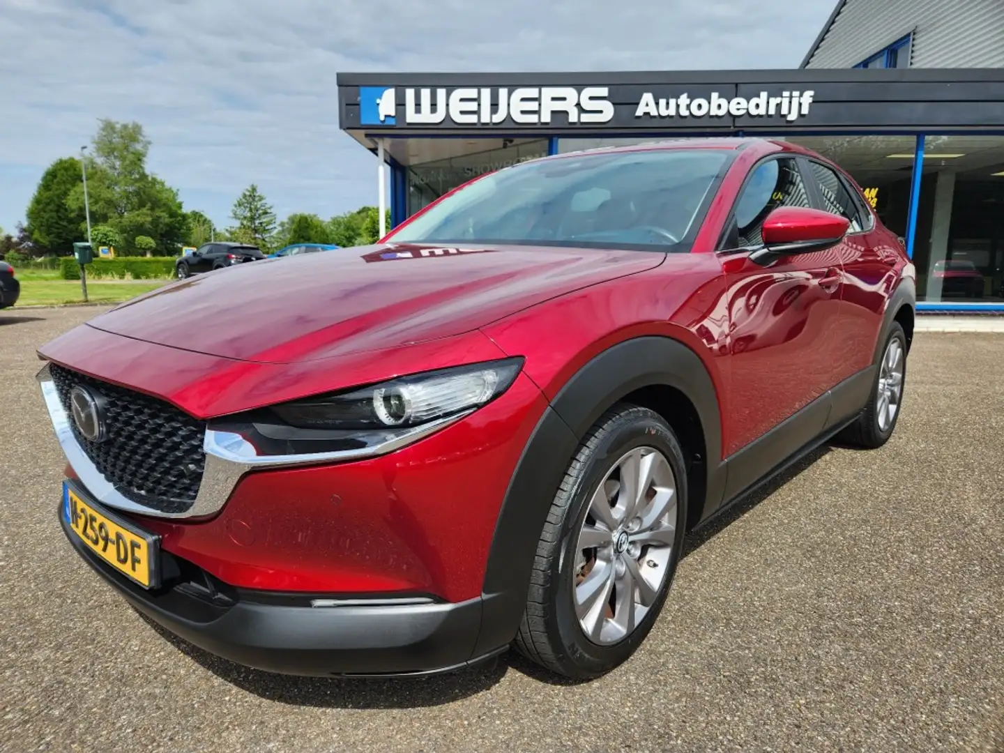 Mazda CX-30 2.0 SA-X 180 pk Automaat Comfort, Navi, Clima, Cru Rood - 1