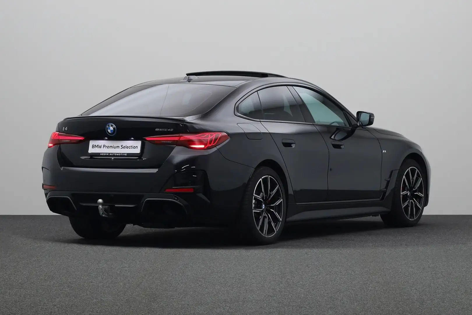 BMW i4 eDrive40 84 kWh | M-Sport Pro | Trekhaak | Panoram Schwarz - 2