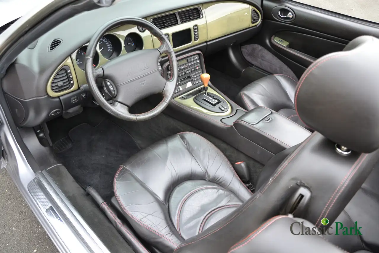 Jaguar XKR 4.0 V8 Silverstone convertible, foto 10