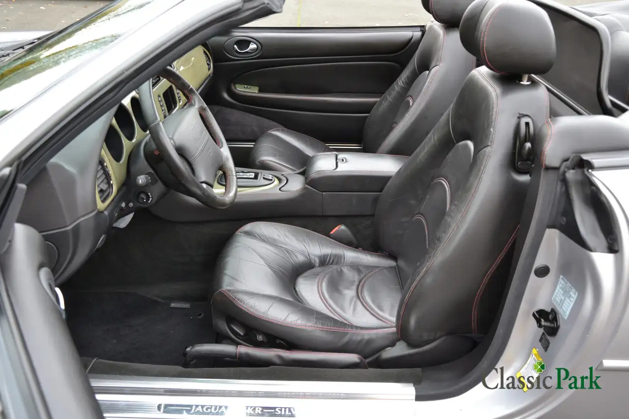 Jaguar XKR 4.0 V8 Silverstone convertible, foto 11