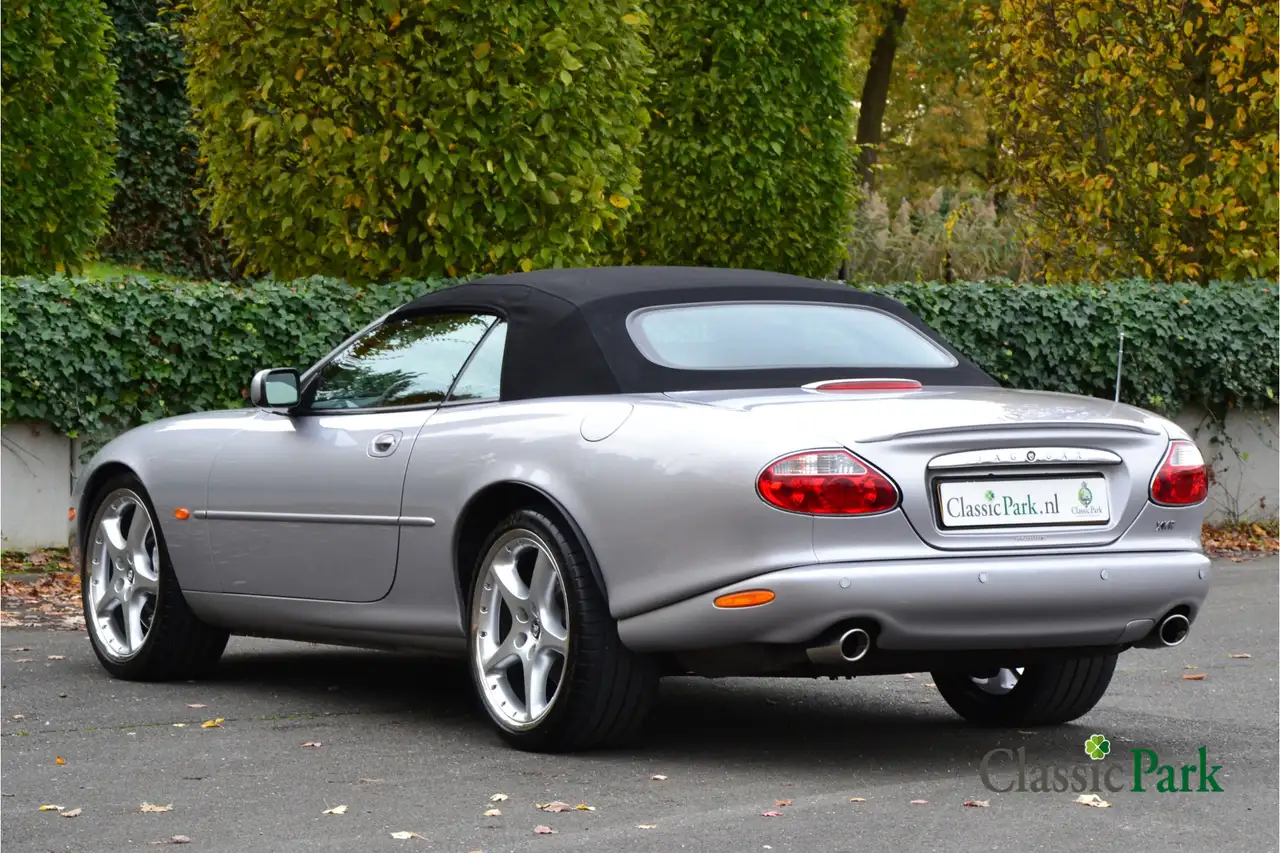 Jaguar XKR 4.0 V8 Silverstone convertible, foto 7