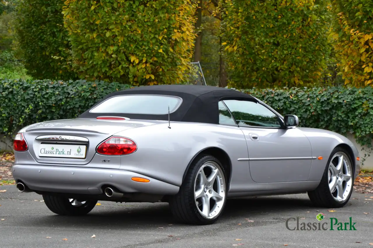 Jaguar XKR 4.0 V8 Silverstone convertible, foto 8