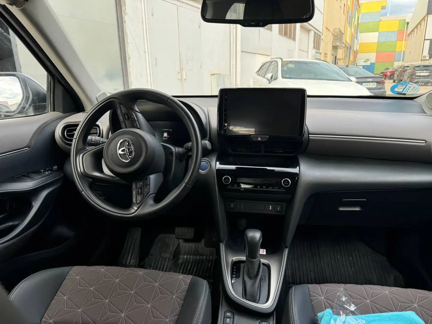 Toyota Yaris Cross Hybrid 1.5 VVT-i - 2