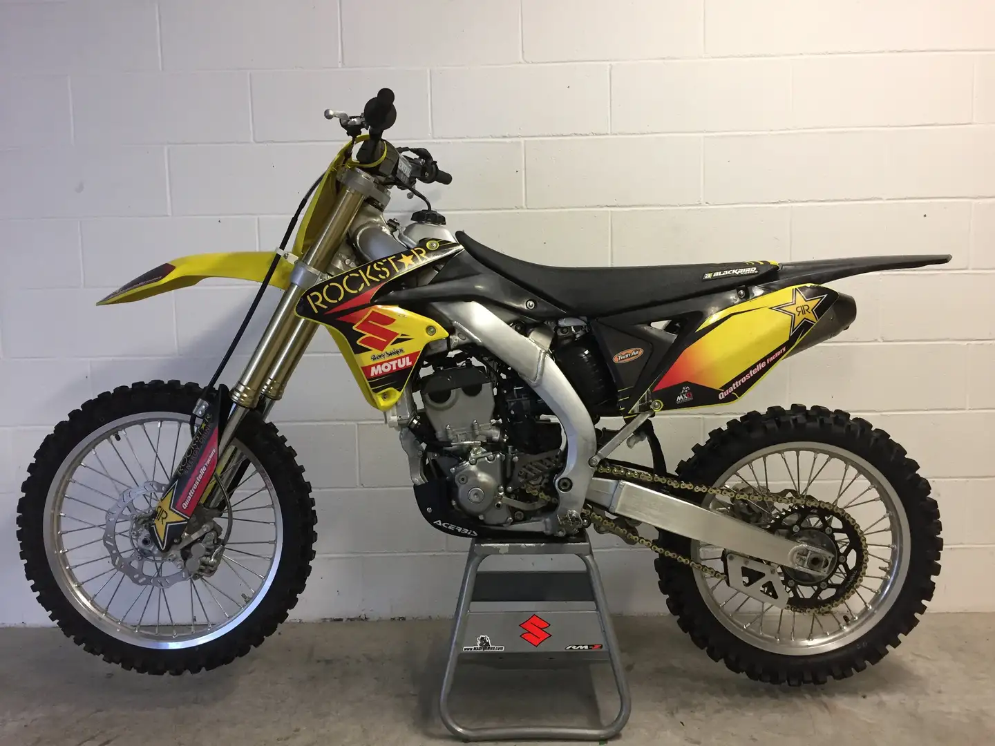 Suzuki RMZ 250 Akrapovic Giallo - 1