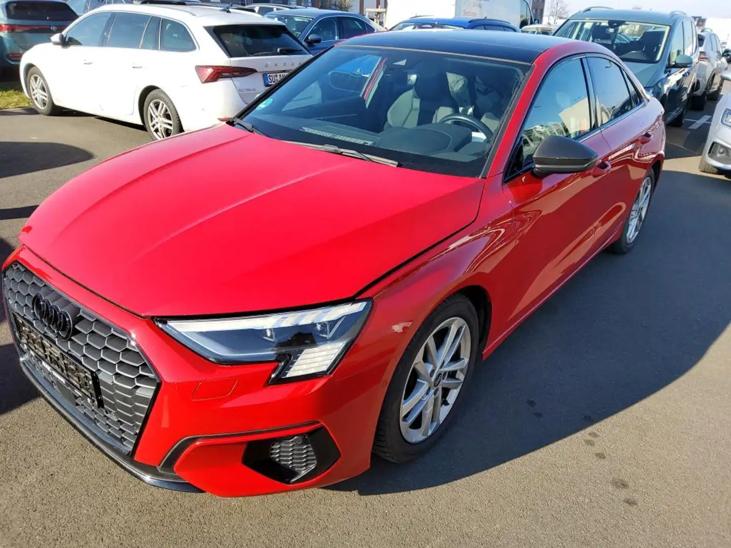 Audi A3 LIMOUSINE 30TDi S LINE BLACK 18Z/ACC/PANO/B&O Rot - 1