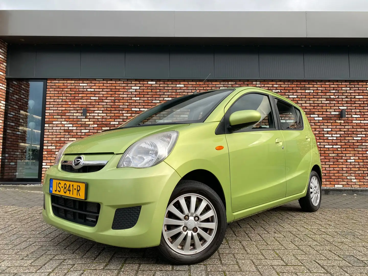 Daihatsu Cuore 1.0 Trend Electr Pakket Airco Stuurbekr Groen - 1