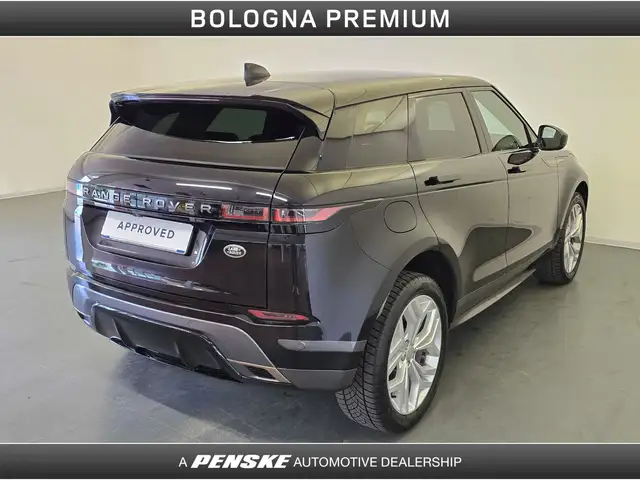 Land Rover Range Rover Evoque view 2