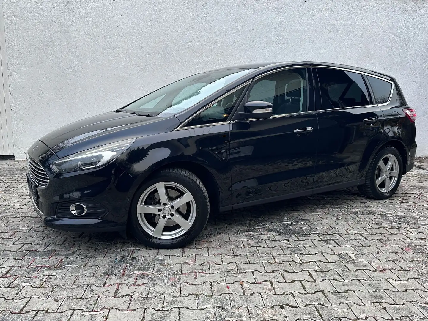 Ford S-Max S-MAX 2.0 SCTi EcoBoost Titanium/Memory/Pano/ACC Schwarz - 1