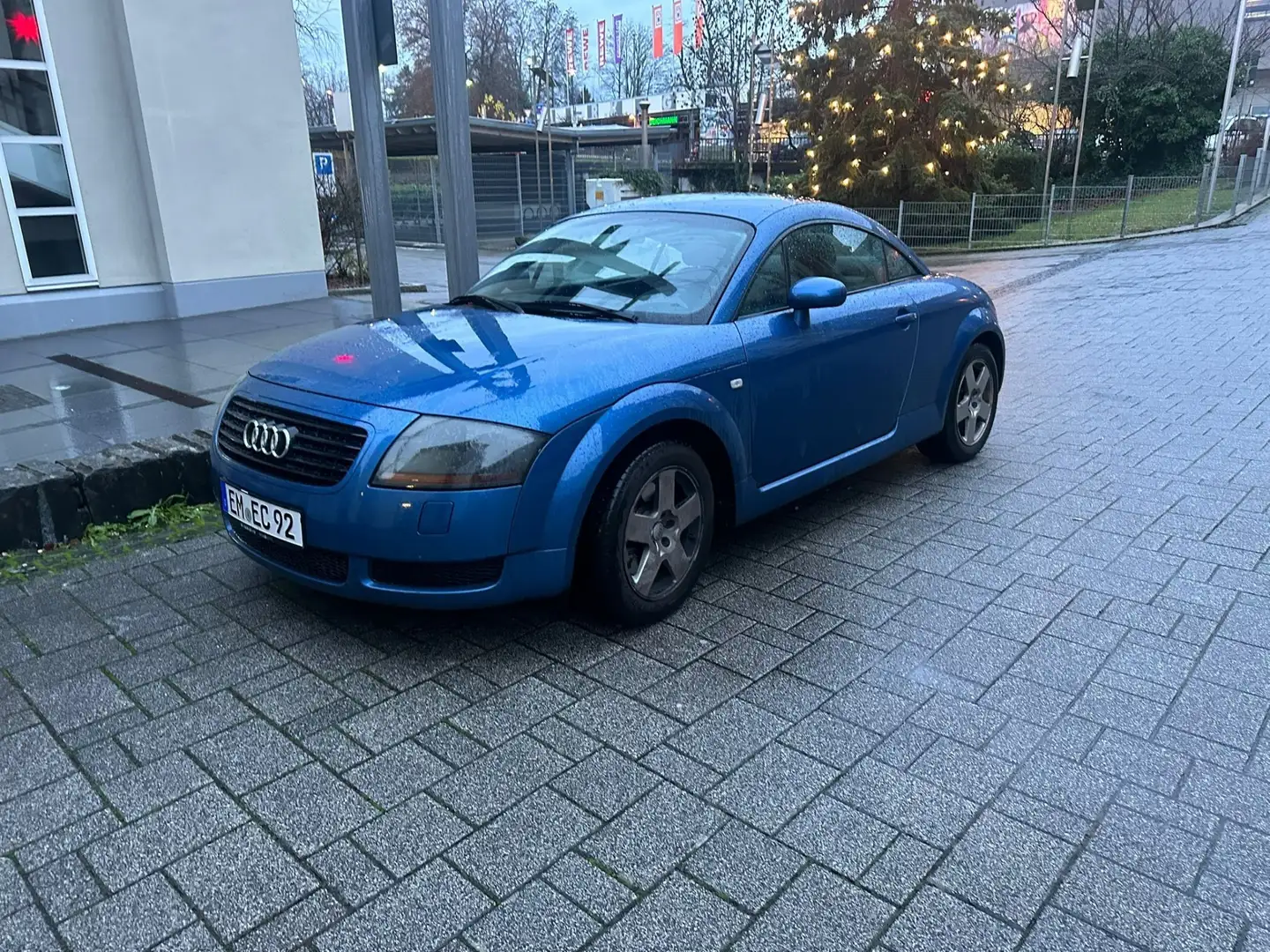 Audi TT Coupe 1.8 T Blau - 1