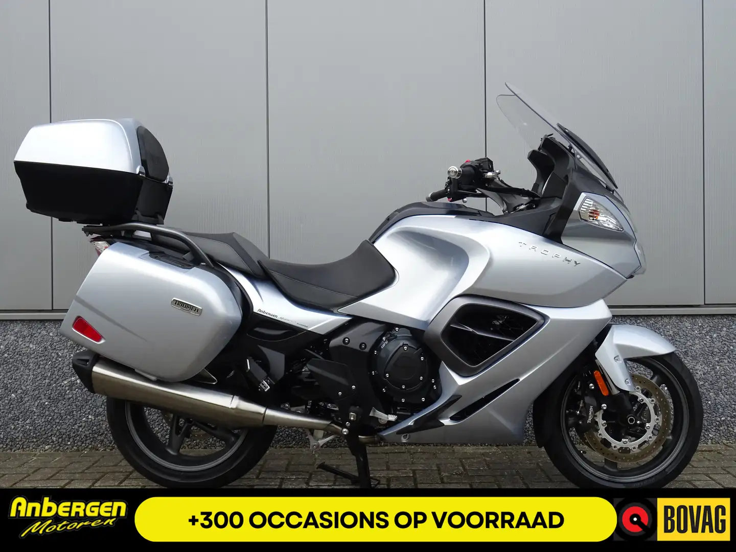 Triumph Trophy 1200 ABS Grau - 1