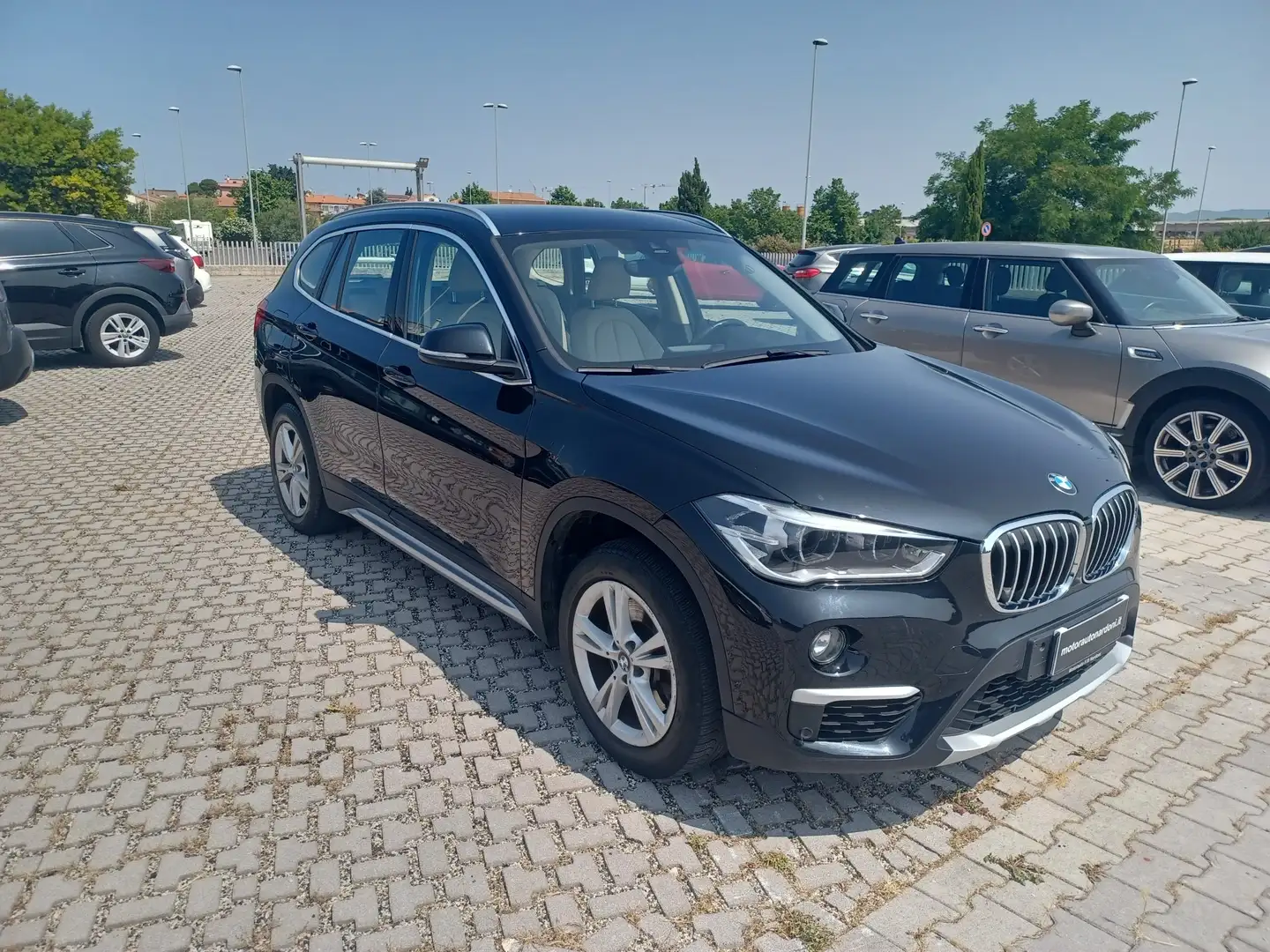 BMW X1 X1 sdrive20i xLine auto Noir - 1