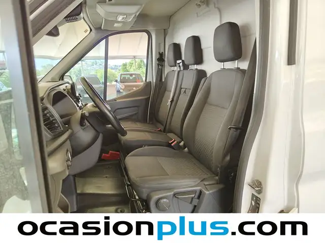 Ford Transit Custom view 10
