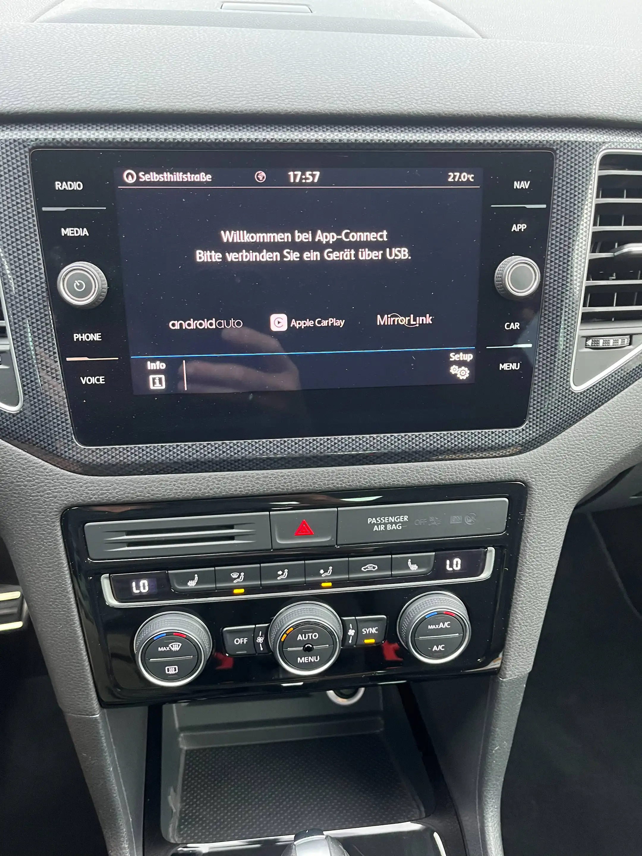 Volkswagen Golf Sportsvan 1.5 TSI United*DSG,Navi,App,AHK,SHZ,Alu,Scheckheft,1.Hand,TOP** — photo 14