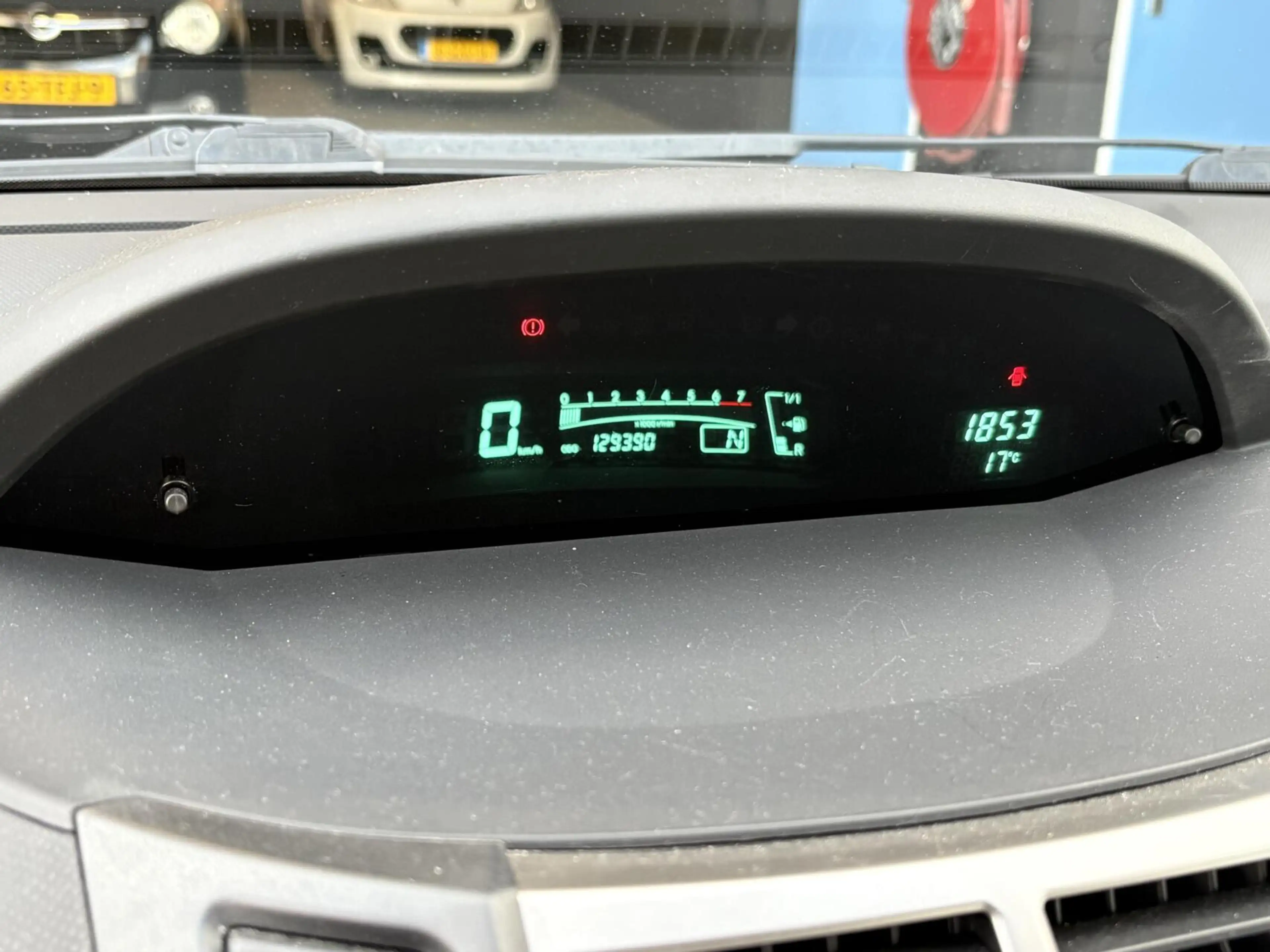 Toyota Yaris 1.3 VVTi Dynamic|APk|NAP|Automaat|5 Deuren — photo 12