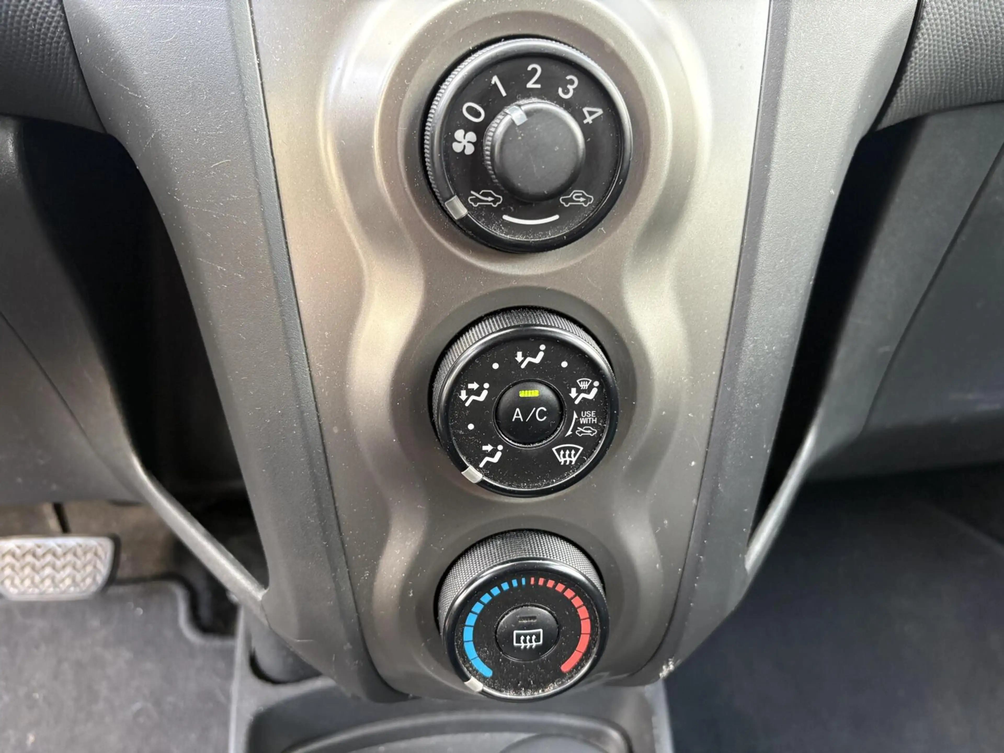 Toyota Yaris 1.3 VVTi Dynamic|APk|NAP|Automaat|5 Deuren — photo 14