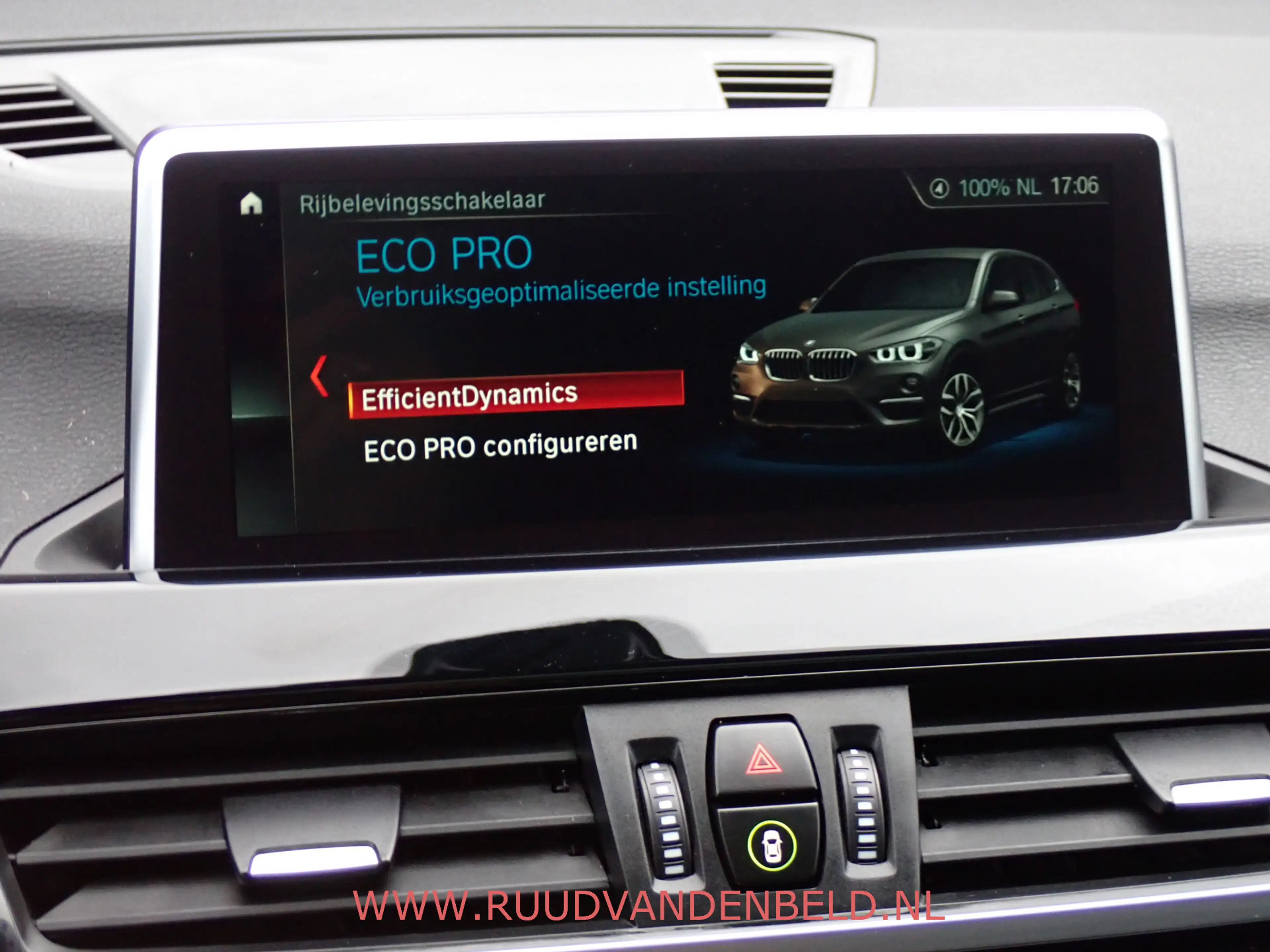 BMW X1 2.0i S-DRIVE PANODAK / CAMERA / HEAD-UP / SPORTLEE — photo 27
