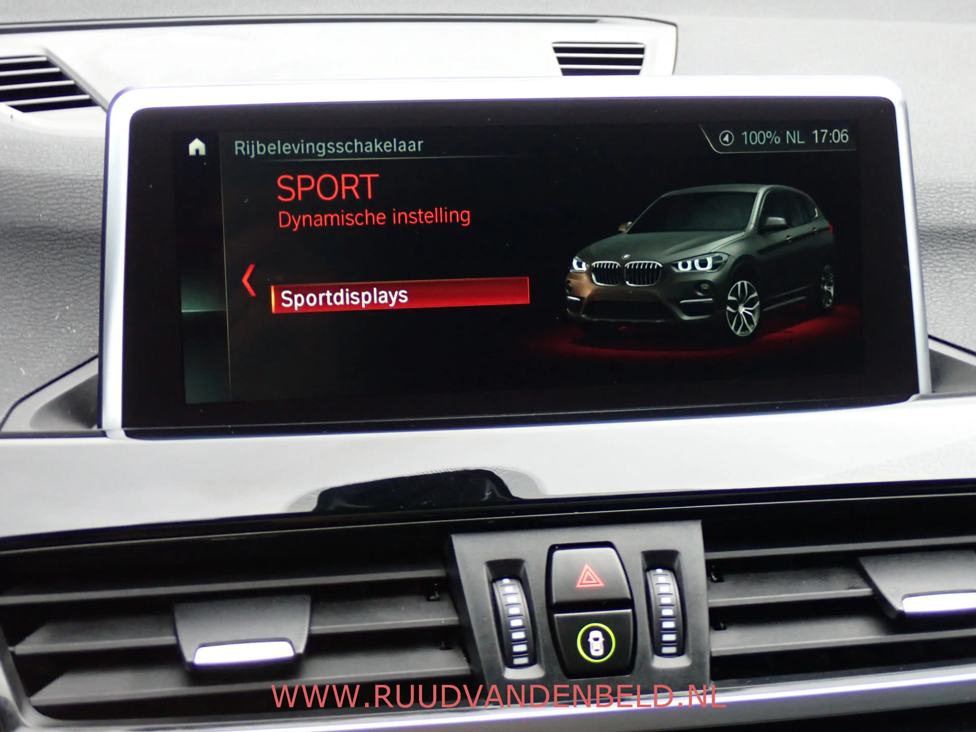 BMW X1 2.0i S-DRIVE PANODAK / CAMERA / HEAD-UP / SPORTLEE — photo 29