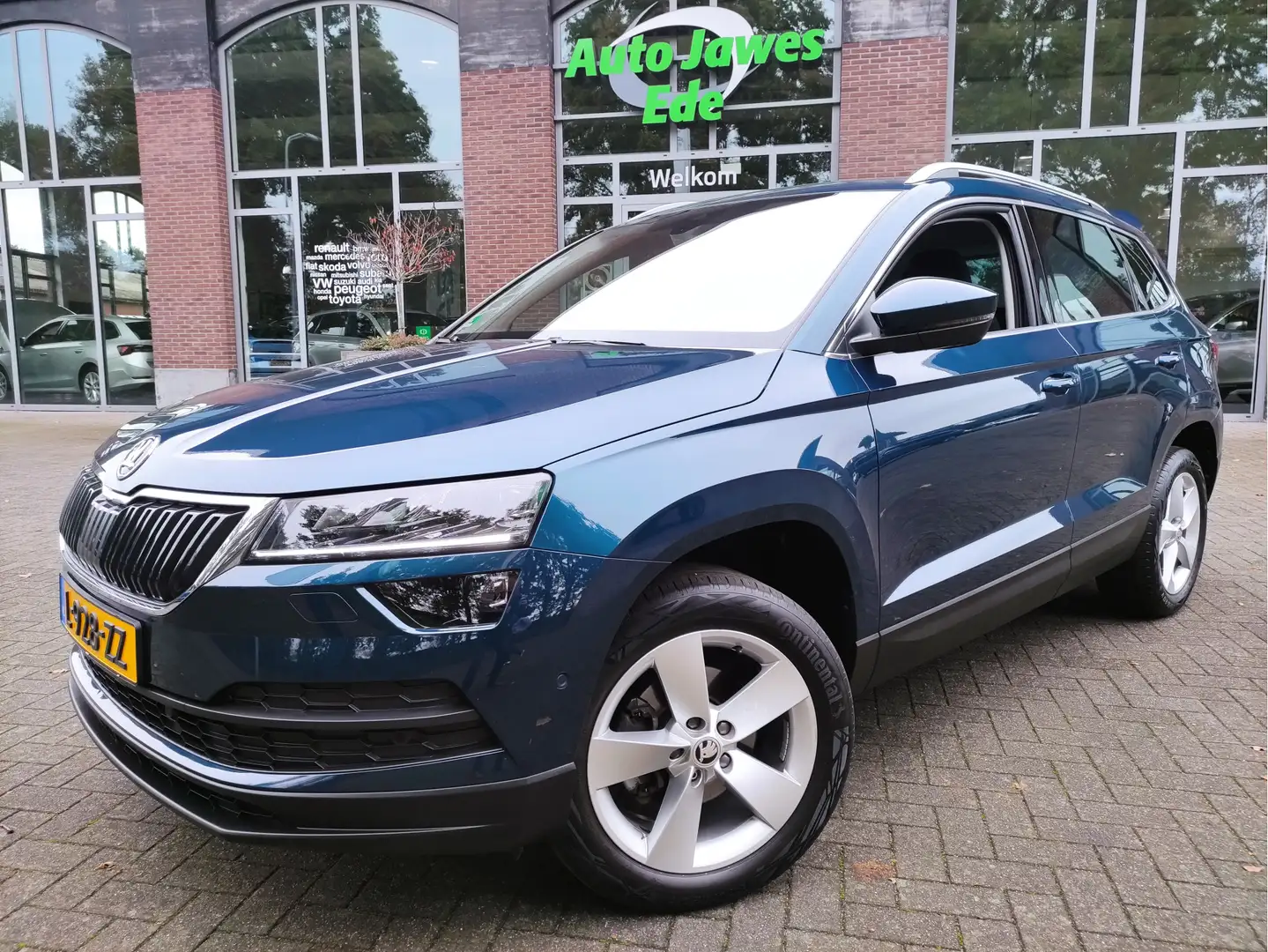 Skoda Karoq 1.5 TSI DSG ACT Business Edition Plus Wegklapbare Blauw - 2