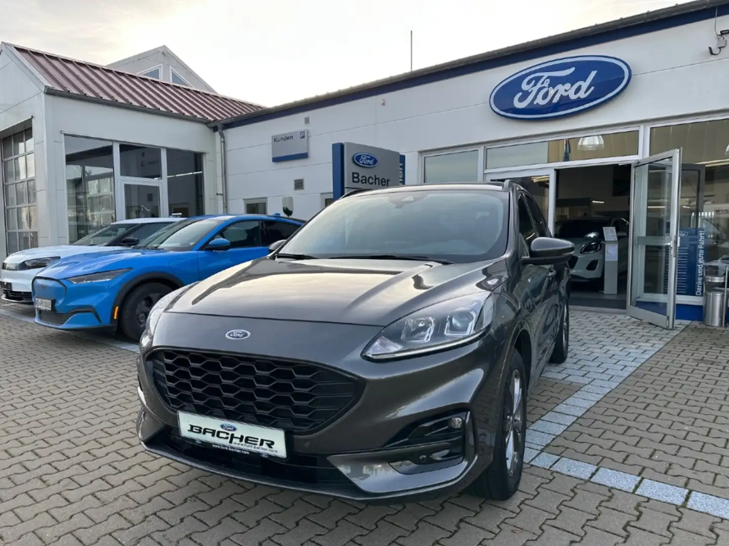 Ford Kuga 2.5 PHEV ST-LINE NAVI LED PDC Kamera Gris - 1