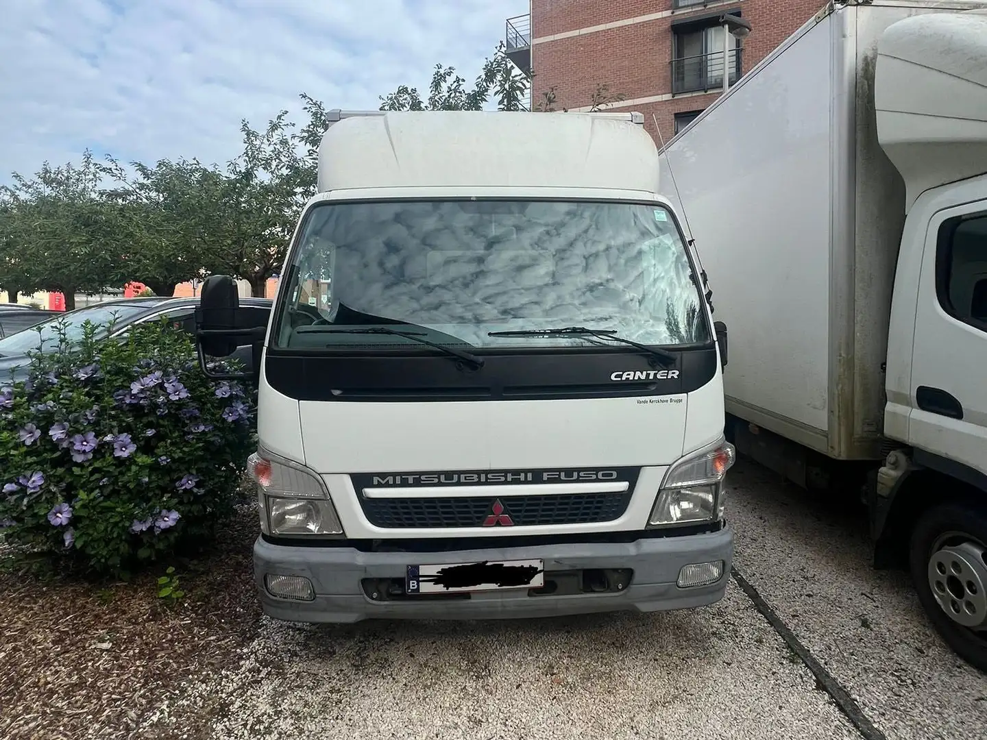 Mitsubishi Canter 3.0 Turbo Di-D FB 634 Білий - 2