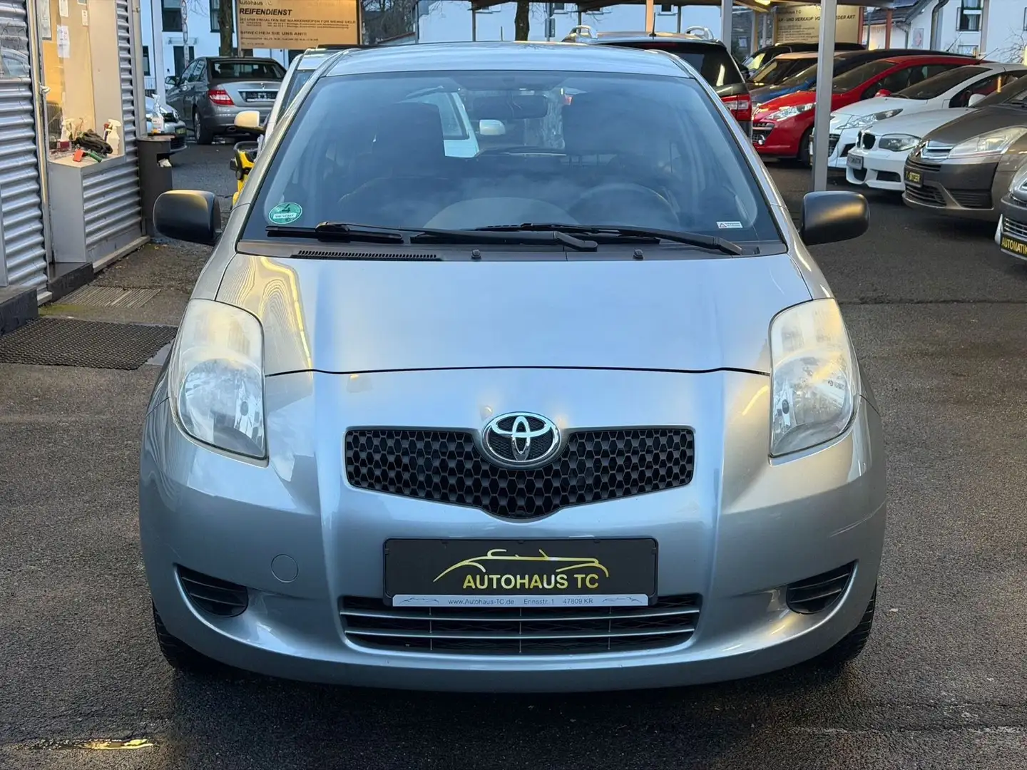 Toyota Yaris Cool KLIMA+8XBEREIFT Silber - 2