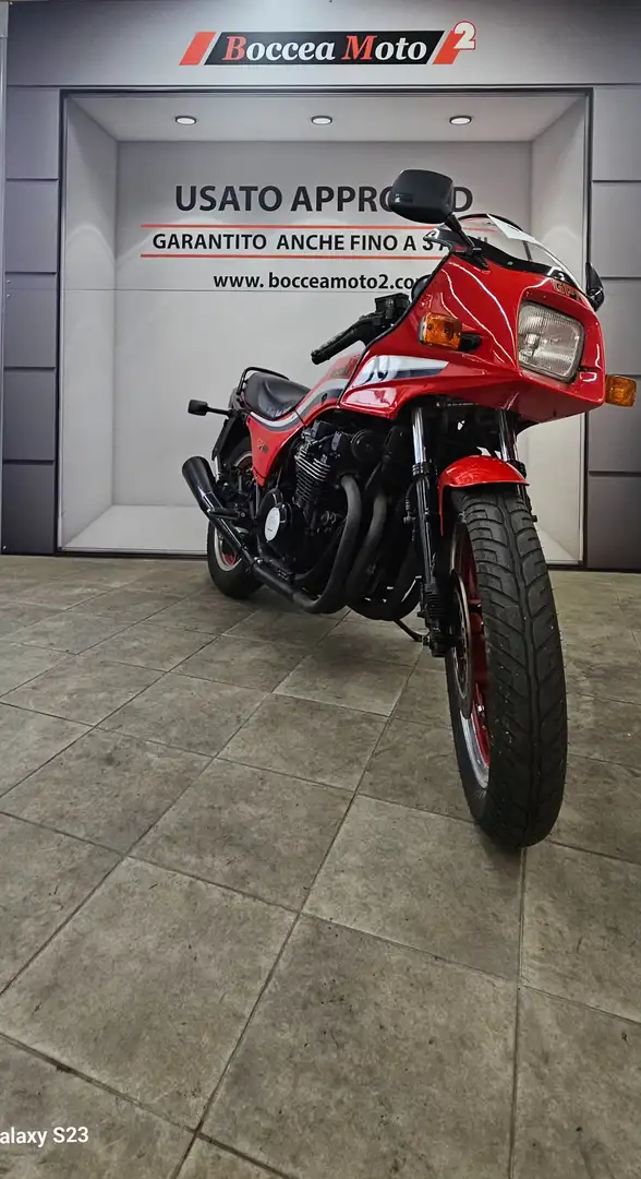 Kawasaki GPZ 750 Rojo - 2