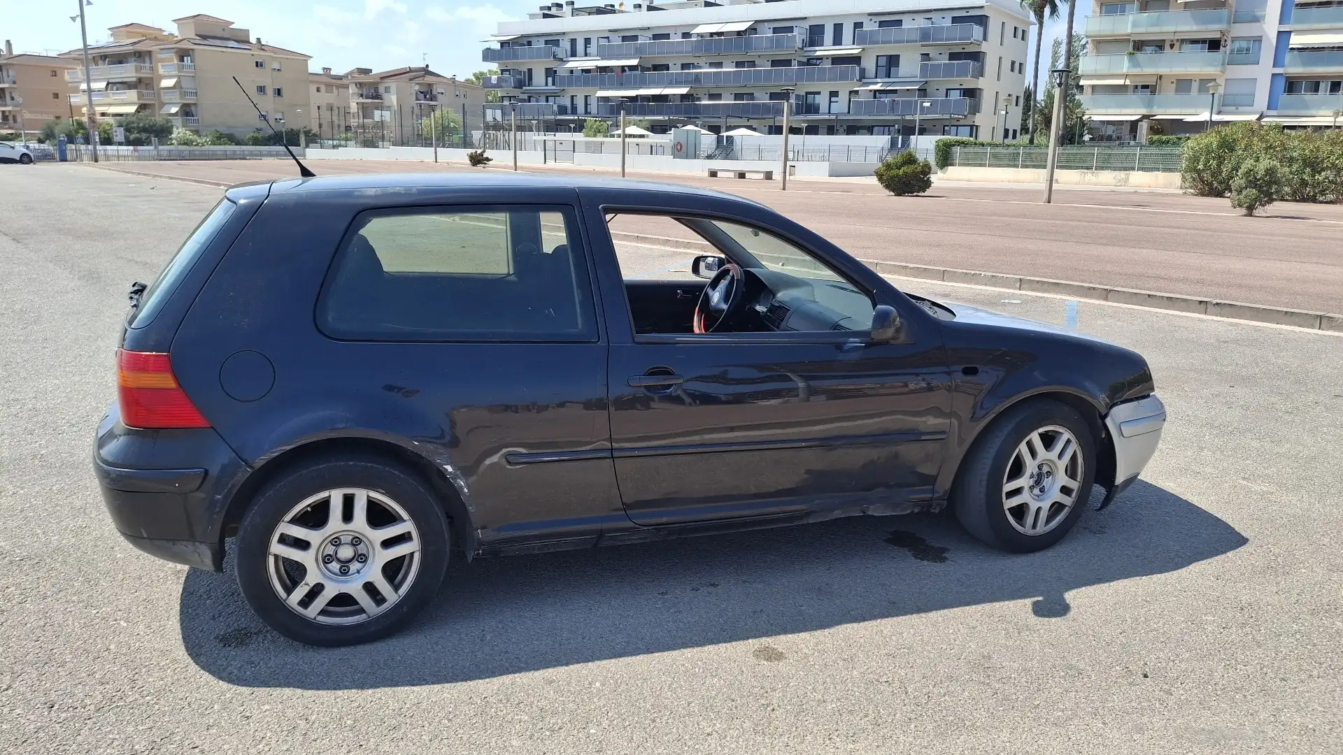 Volkswagen Passat 1.9TDI Trendline 4Motion - 2