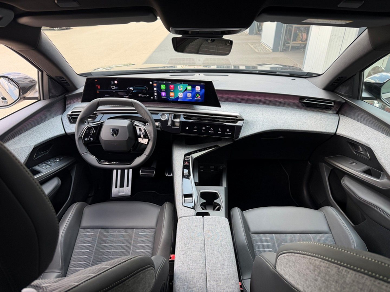 Peugeot 5008 Hybrid 145 GT Full-LED *ACC*Keyless*19"* — photo 8