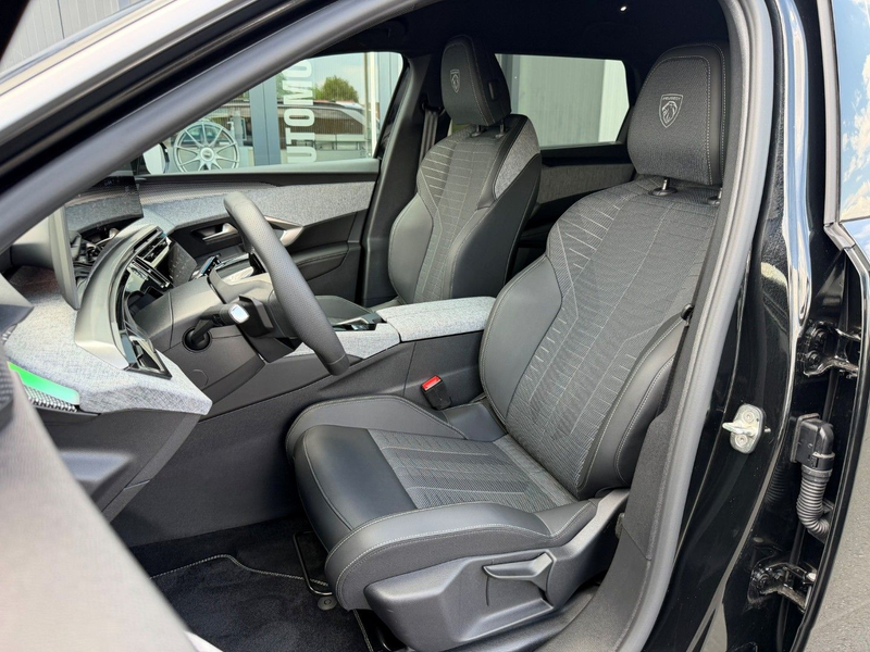 Peugeot 5008 Hybrid 145 GT Full-LED *ACC*Keyless*19"* — photo 10