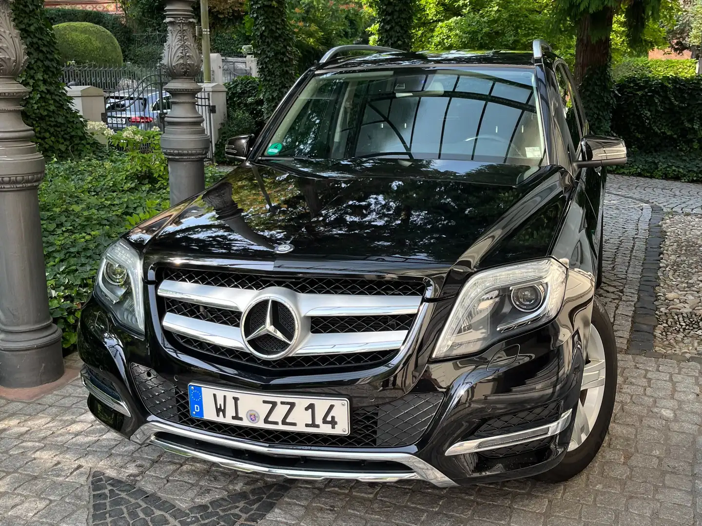 Mercedes-Benz GLK 220 GLK Diesel CDI 4Matic (BlueEFFICIENCY) 7G-TRONIC Schwarz - 1