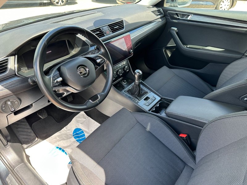 Skoda Superb 2.0 TDI Combi Style*MATRIX*ACC*VIRTUAL* — photo 13