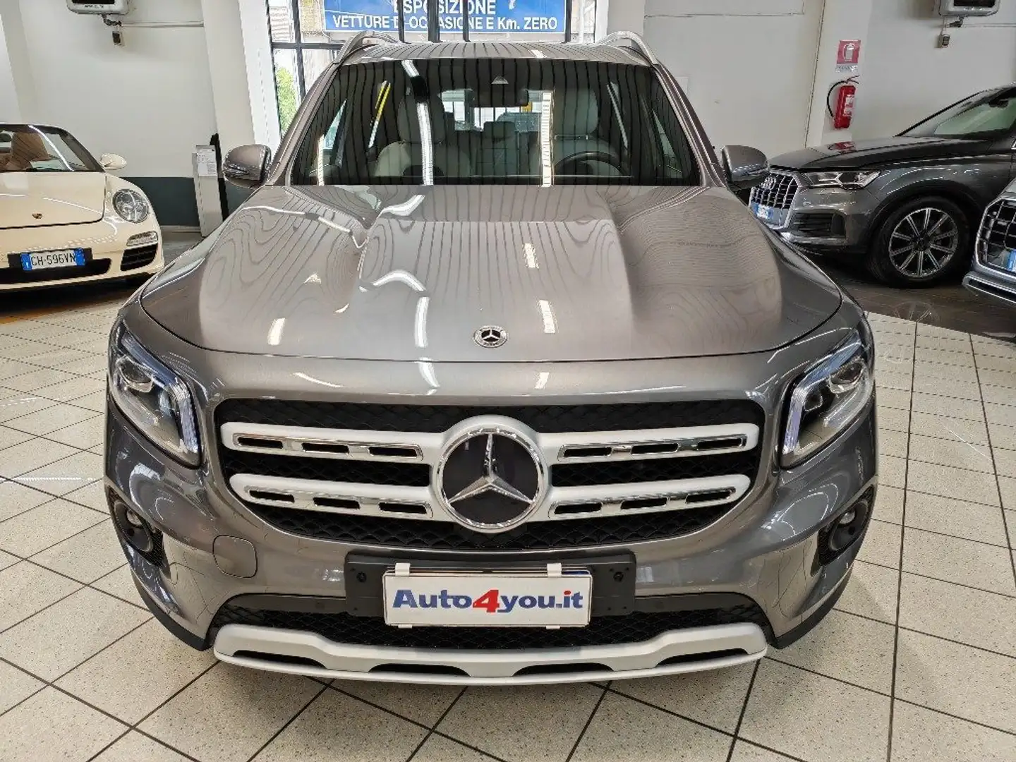Mercedes-Benz GLB 200 d Executive IVA ESP UNICOPR TAGLIANDI MERCEDES Gris - 2