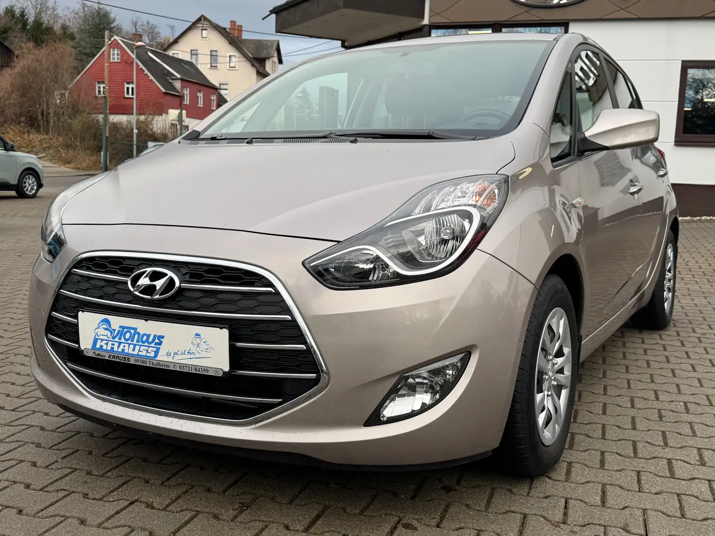 Hyundai iX20 ix20 1.6 Edition Beżowy - 1