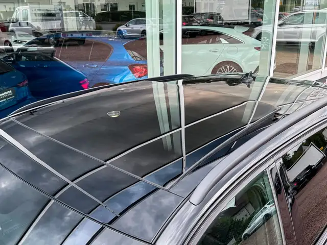 Audi RS3 view 8
