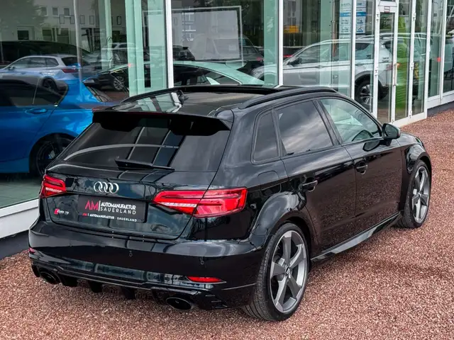 Audi RS3 view 13