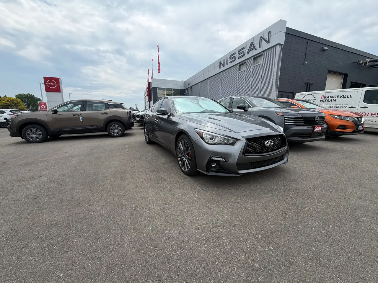 Infiniti Q50 снимка Infiniti Q50