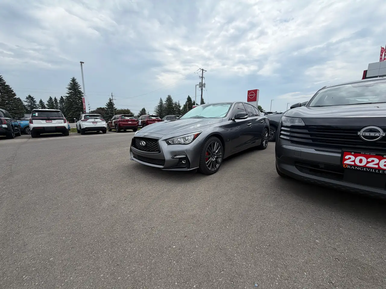 Infiniti Q50 снимка Infiniti Q50
