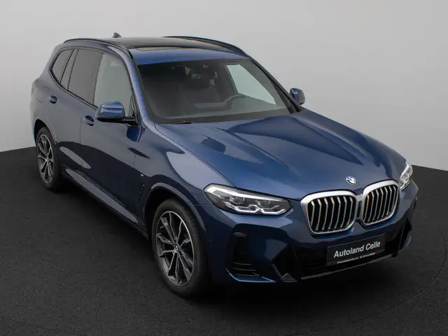 BMW X3 M view 3