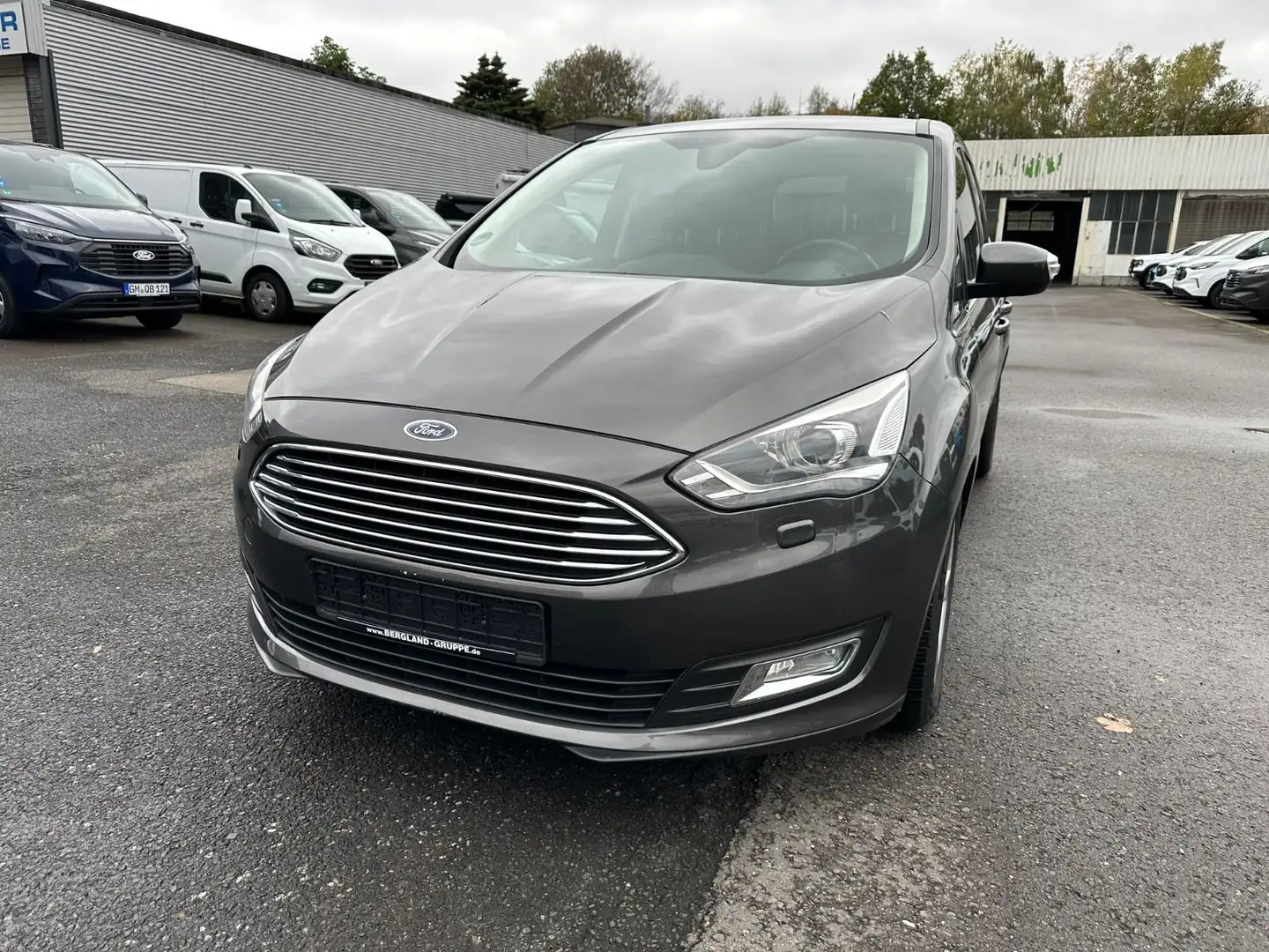Ford Grand C-Max Grand C-MAX Titanium Grau - 1