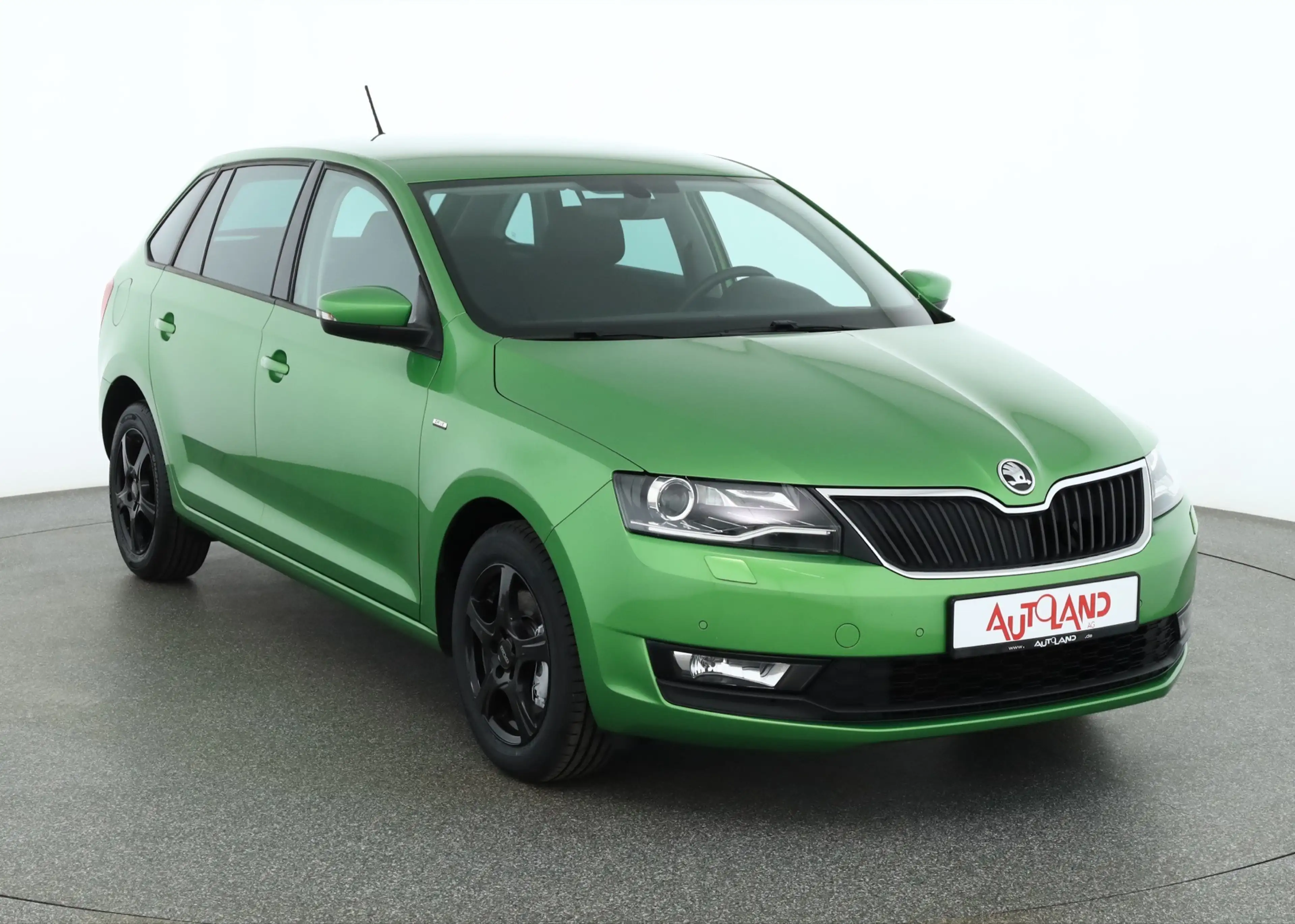 Skoda Rapid/Spaceback Rapid Spaceback 1.0 TSI Bi-Xenon Navi DAB PDC — photo 7