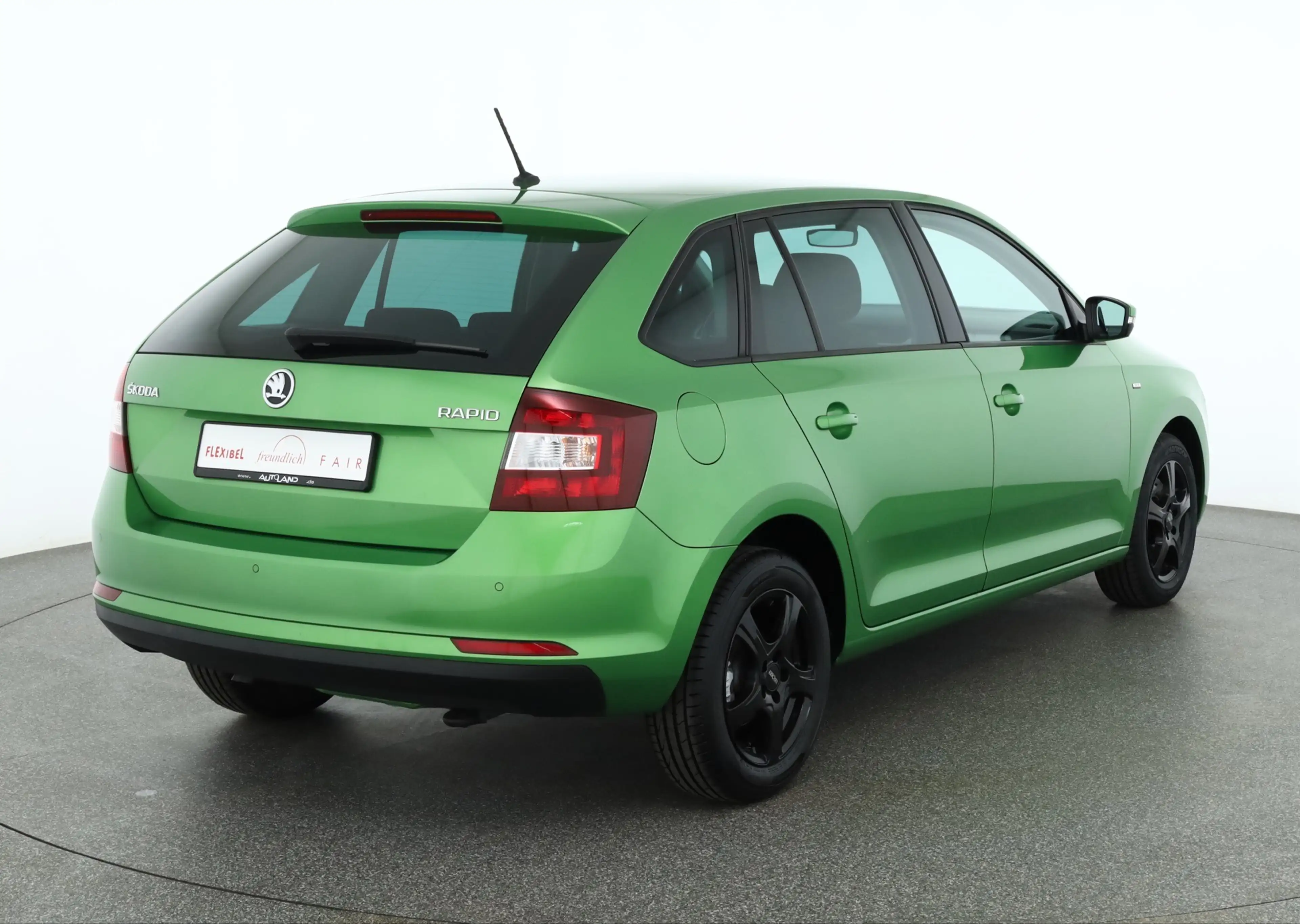 Skoda Rapid/Spaceback Rapid Spaceback 1.0 TSI Bi-Xenon Navi DAB PDC — photo 5