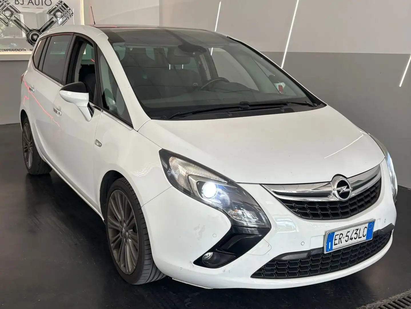 Opel Zafira Tourer Zafira III Tourer 1.4 t Cosmo Gpl-tech 140cv Blanc - 2